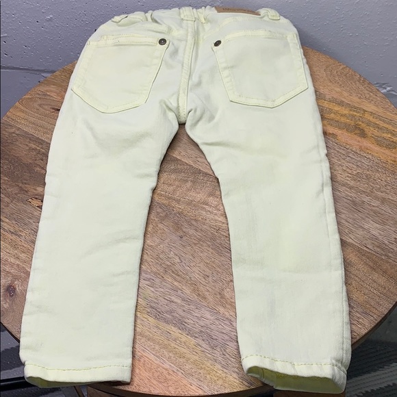 Zara BabyBoy Light yellow Jeans - Picture 3 of 8